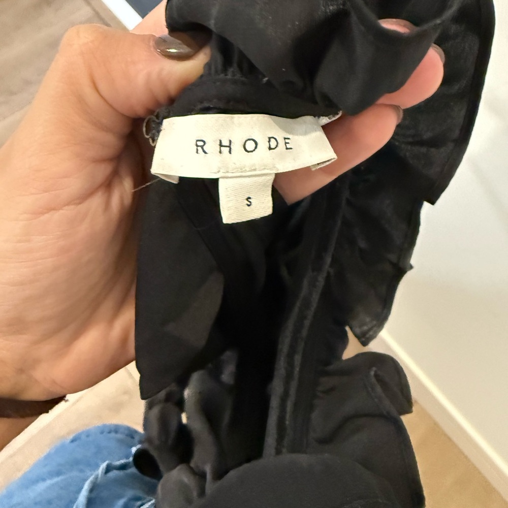 RHODE Elegant Black Garment